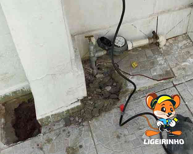 Vazamento de agua conSértado 24 horas
