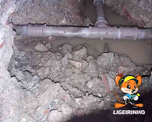 Vazamento de agua conta alta Sabesp encontrado com detector Geofone