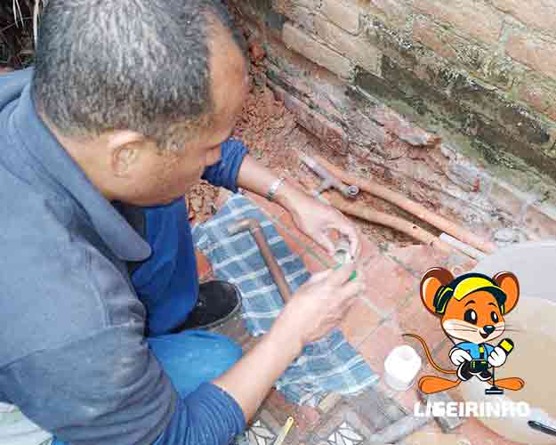 Solução de Vazamentos Profissional em Canos Ocultos de Cobre, PEX, PVC e ABS