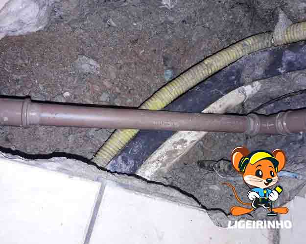 Reparo especializado de vazamento de agua Ligeirinho